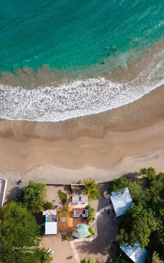 Katamah Beachfront Guesthouse Treasure Beach Bagian luar foto