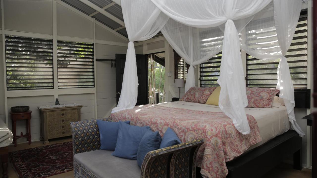 Katamah Beachfront Guesthouse Treasure Beach Ruang foto