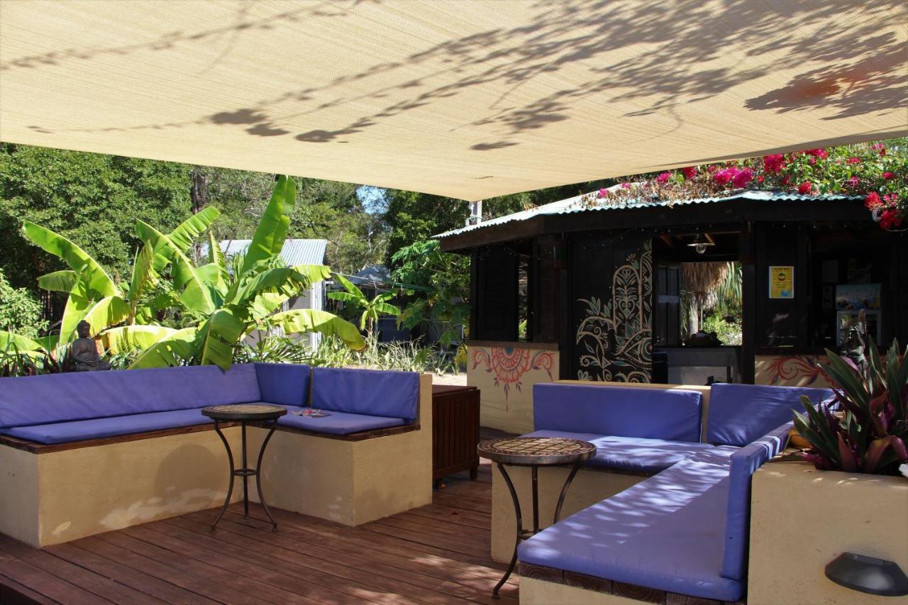 Katamah Beachfront Guesthouse Treasure Beach Bagian luar foto